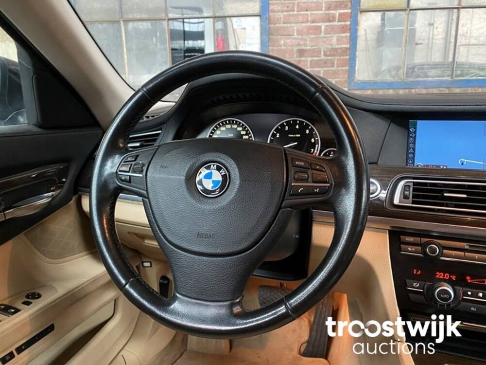 BMW 750 IL Active Hybrid 7-serie 465pk 2012