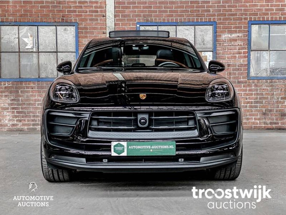 Porsche Macan 2.0  PDK 265pk MY2023 -Fabrieksgarantie-