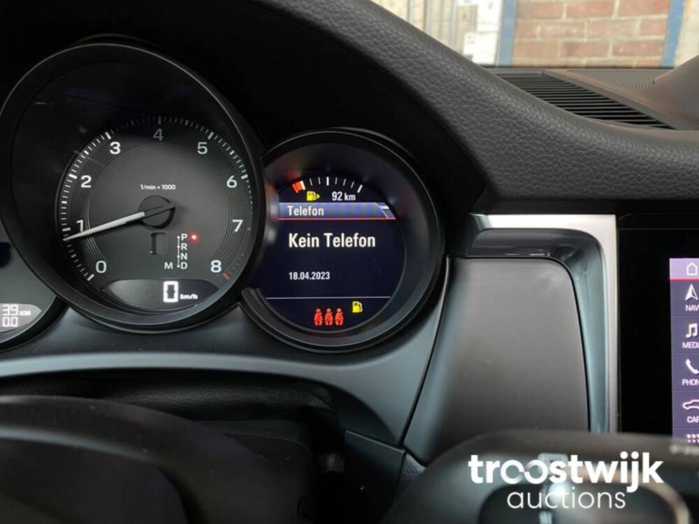 Porsche Macan 2.0  PDK 265pk MY2023 -Fabrieksgarantie-