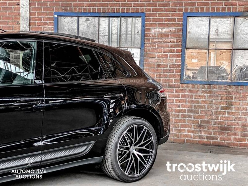 Porsche Macan 2.0  PDK 265pk MY2023 -Fabrieksgarantie-