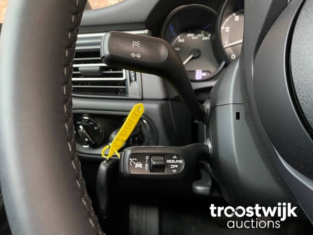 Porsche Macan 2.0  PDK 265pk MY2023 -Fabrieksgarantie-