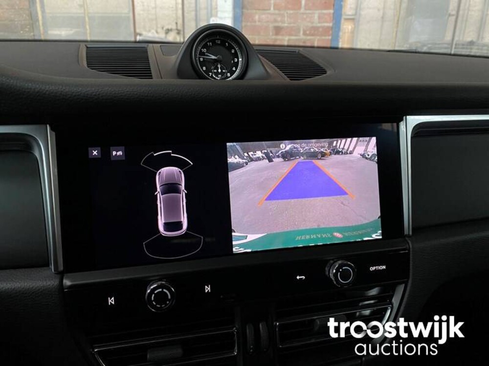 Porsche Macan 2.0  PDK 265pk MY2023 -Fabrieksgarantie-