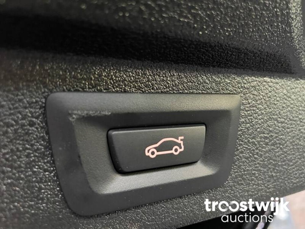 BMW X5 xDrive50i Gepantserd Af-fabriek 450pk 2017