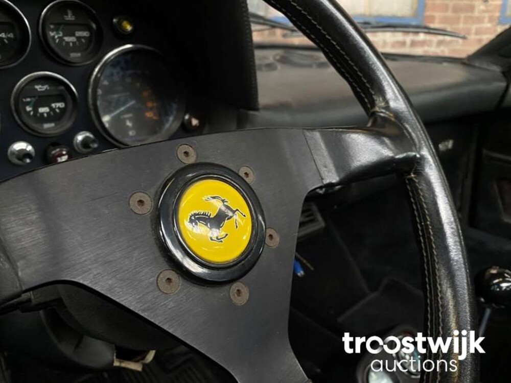 Ferrari 308 GTS Quattrovalvole 1983