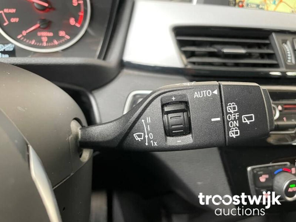 BMW X1 sDrive18d Cent.Hi.Ex 150pk 2017 Automaat! RF-178-D