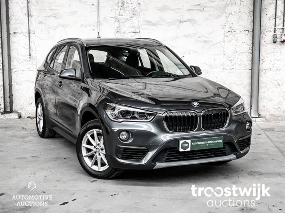 BMW X1 sDrive18d Cent.Hi.Ex 150pk 2017 Automaat! RF-178-D