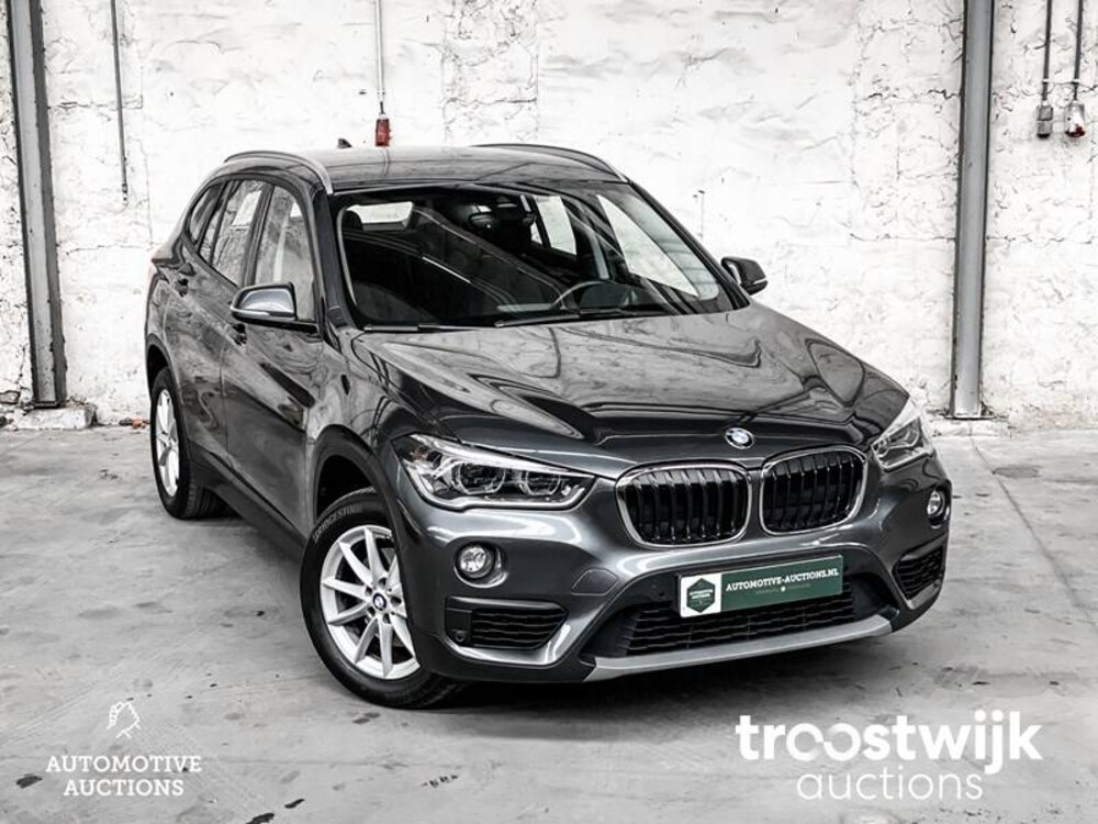 BMW X1 sDrive18d Cent.Hi.Ex 150pk 2017 Automaat! RF-178-D