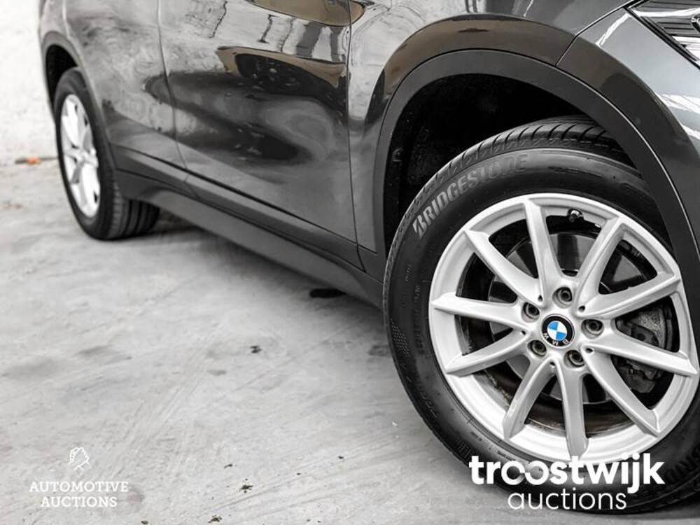 BMW X1 sDrive18d Cent.Hi.Ex 150pk 2017 Automaat! RF-178-D
