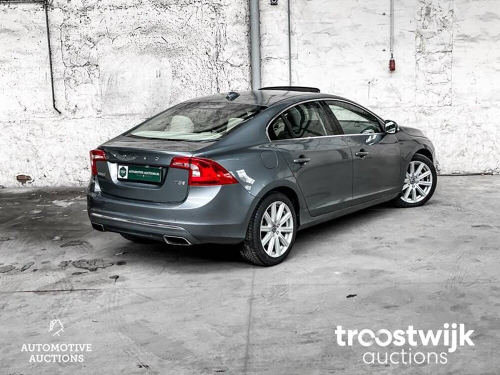 Volvo S 60 T5 Summum L 245pk 2016