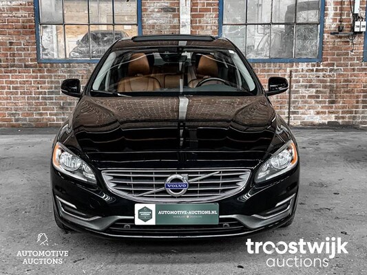 Volvo S60 T5 245pk, 2017