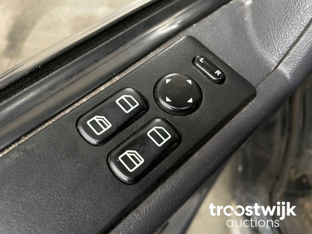 Mercedes-Benz Vito 110 CDI 102pk 2003 -Orig.NL- 48-VZ-PF