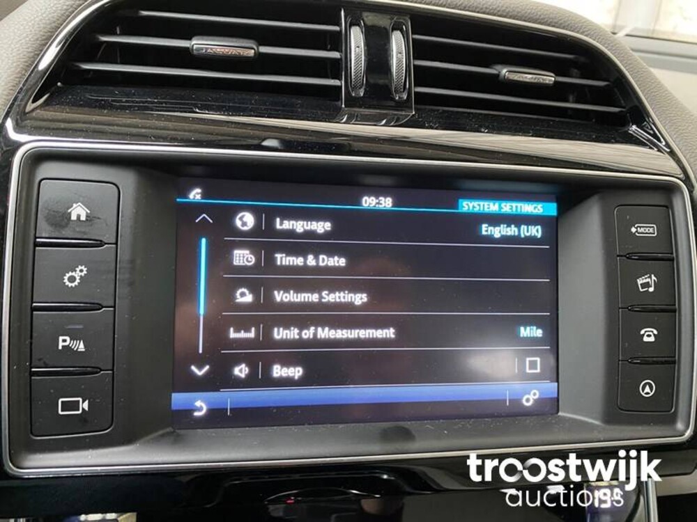 Jaguar XE D R-Sport -Orig. NL- 210pk 2016, JP-175-P