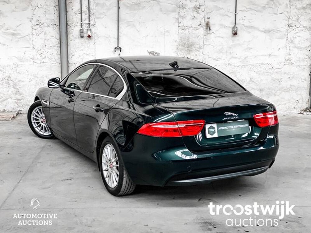 Jaguar XE D R-Sport -Orig. NL- 210pk 2016, JP-175-P