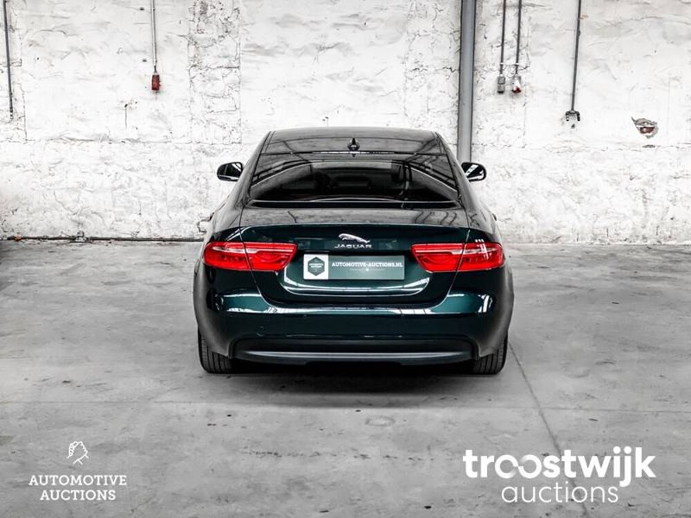 Jaguar XE D R-Sport -Orig. NL- 210pk 2016, JP-175-P