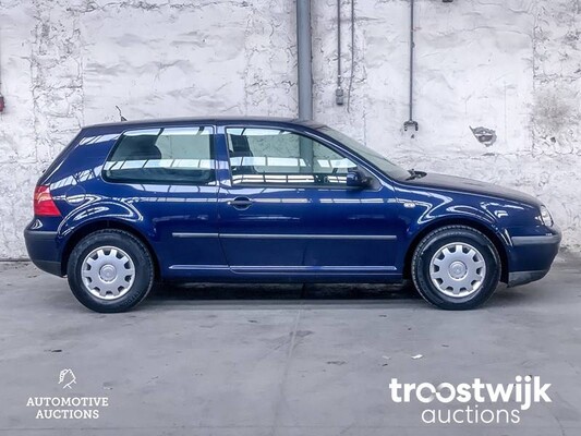 Volkswagen Golf 1.6-16V Trendline 105pk 2000, -Orig.NL-, 83-GJ-RB