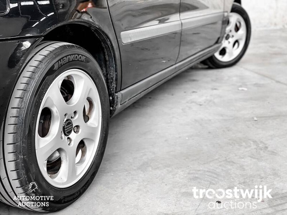 Volvo V70 2.4 Edition II 140pk 2003, -Orig.NL-, 87-LR-FP