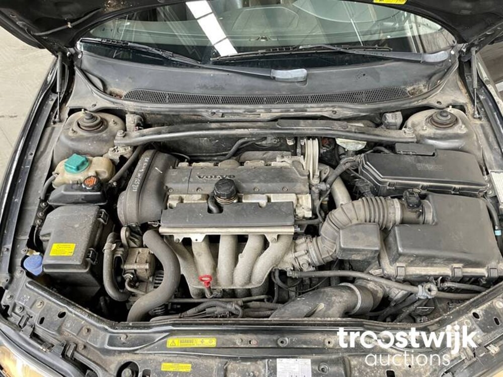 Volvo V70 2.4 Edition II 140pk 2003, -Orig.NL-, 87-LR-FP