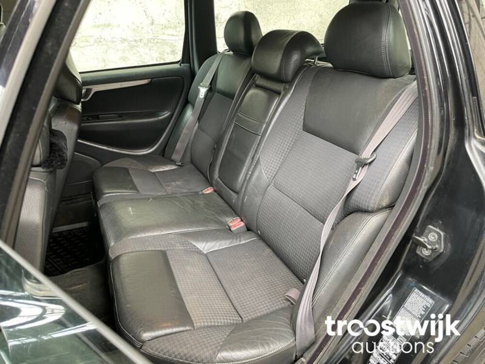 Volvo V70 2.4 Edition II 140pk 2003, -Orig.NL-, 87-LR-FP