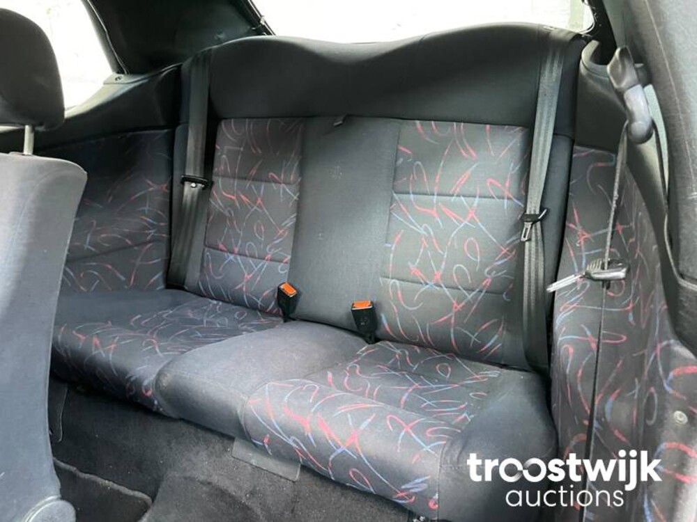 Volkswagen 1.8 Avantgarde 90pk 1995, -Orig.NL-, LD-HD-78