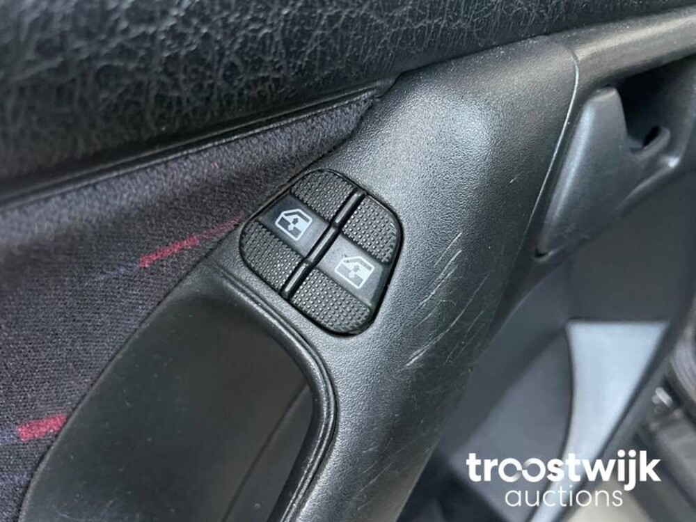 Volkswagen 1.8 Avantgarde 90pk 1995, -Orig.NL-, LD-HD-78