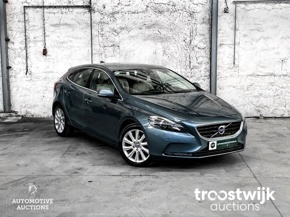 Volvo V40 1.6 D2 Summum 114pk 2013, -Orig.NL-, 87-ZRK-3