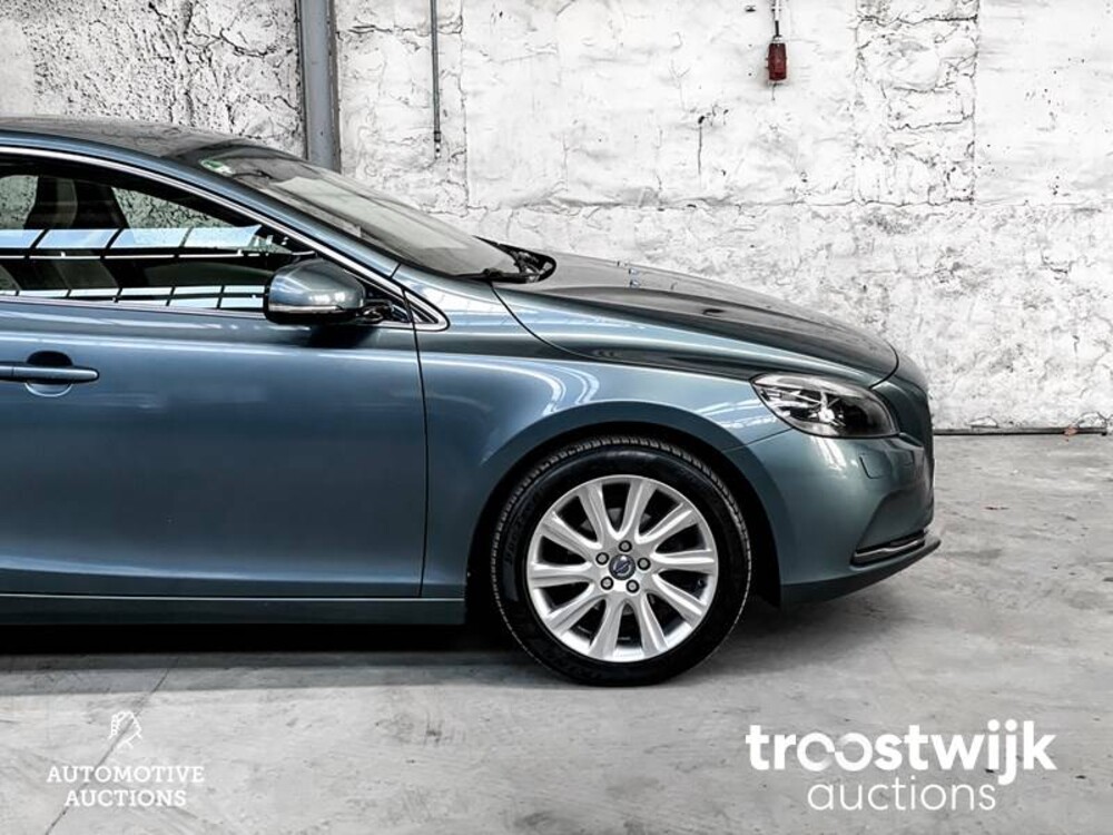 Volvo V40 1.6 D2 Summum 114pk 2013, -Orig.NL-, 87-ZRK-3