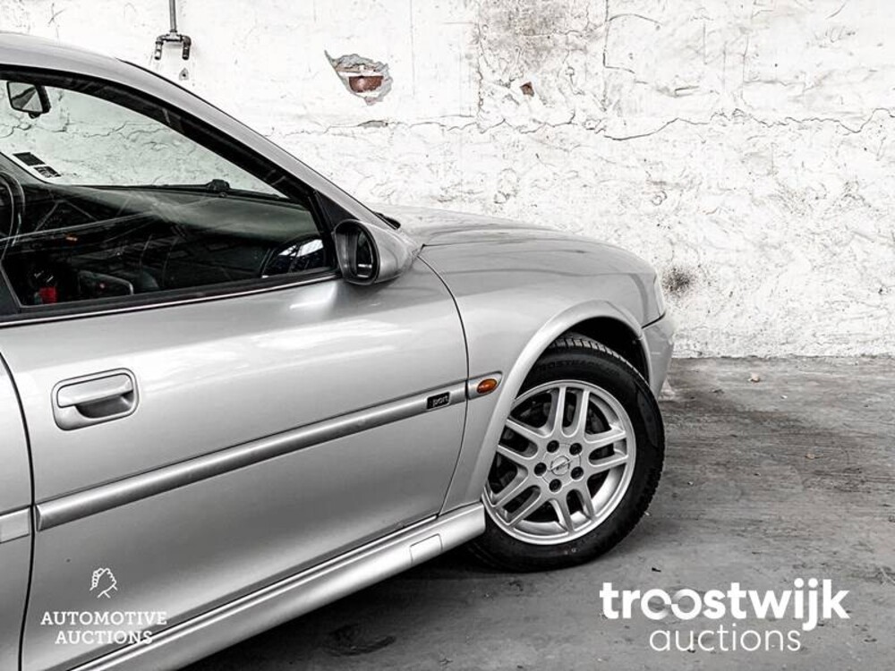 Opel Vectra 1.8-16V Sport Ed. II 116pk 2000 -Orig.NL-, 97-FG-KG
