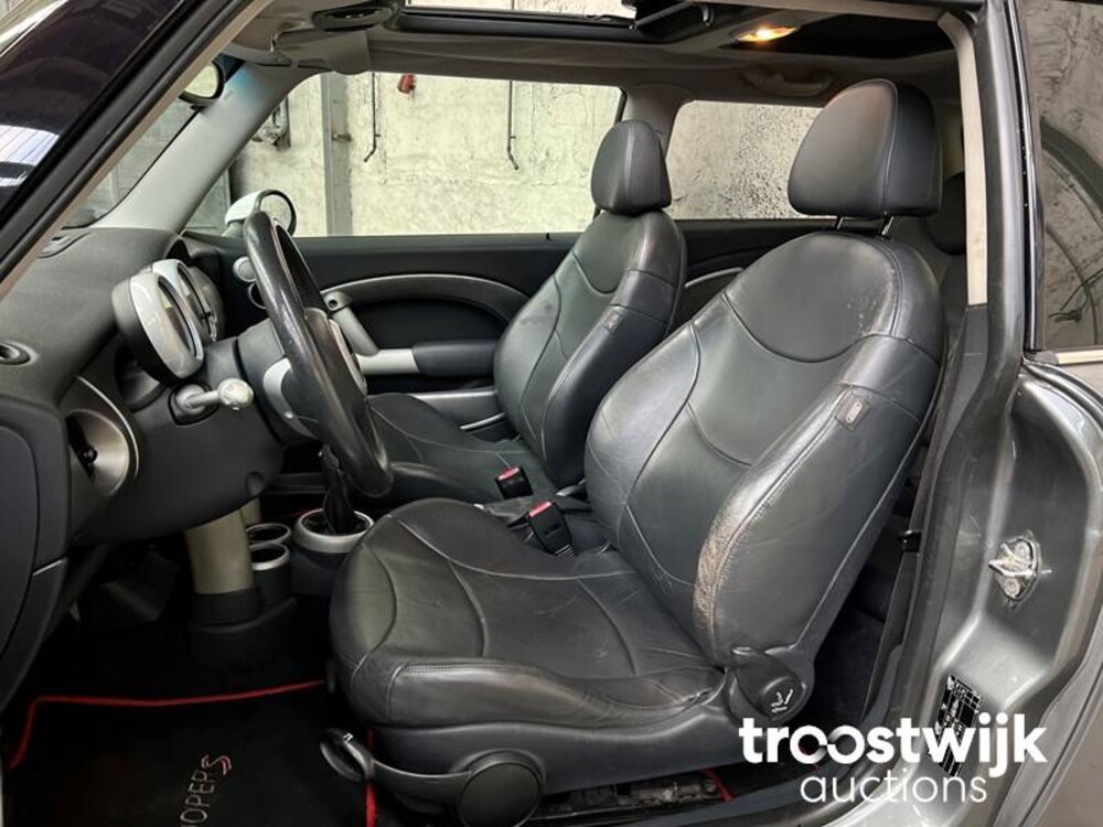 Mini Mini Cooper S R50 163pk 2002