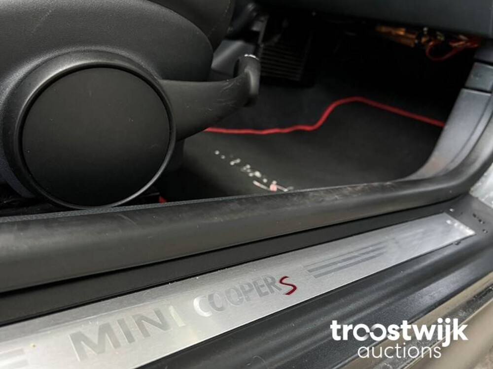 Mini Mini Cooper S R50 163pk 2002