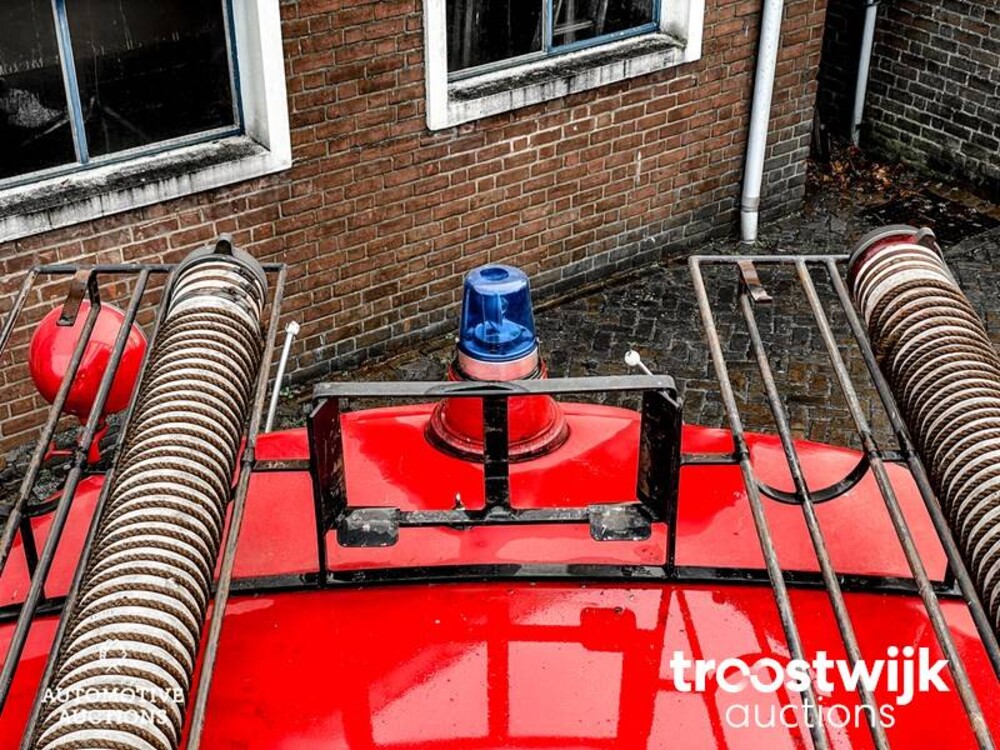 Ford Brandweerauto 3.9 V8 C620 1954, PB-47-78