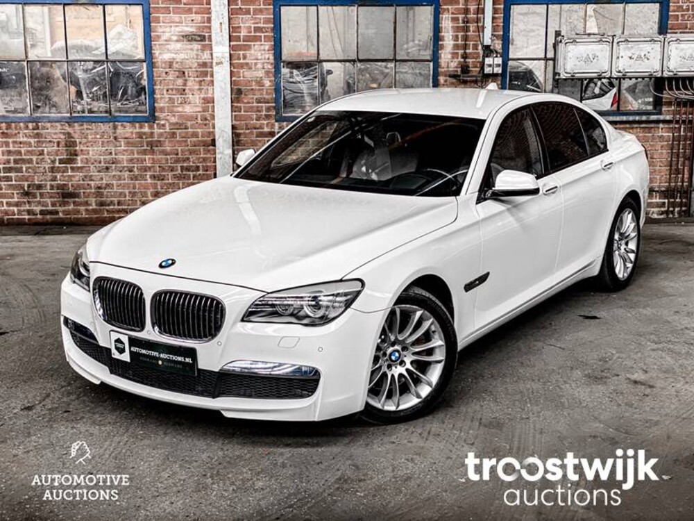 BMW 750i M-Sport E65 4.8 407pk 2009