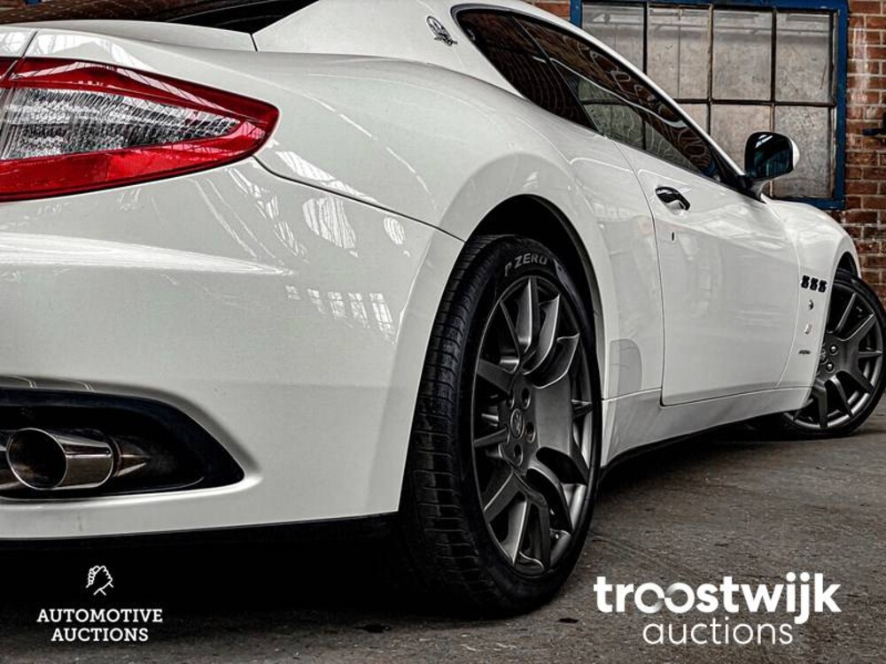 Maserati GranTurismo 4.2 V8 405pk 2008 -Youngtimer-