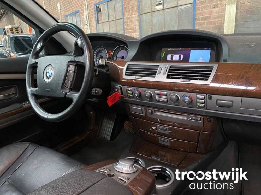 BMW 735i Executive E65 3.6 V8 7-serie 272pk 2005 -Youngtimer-