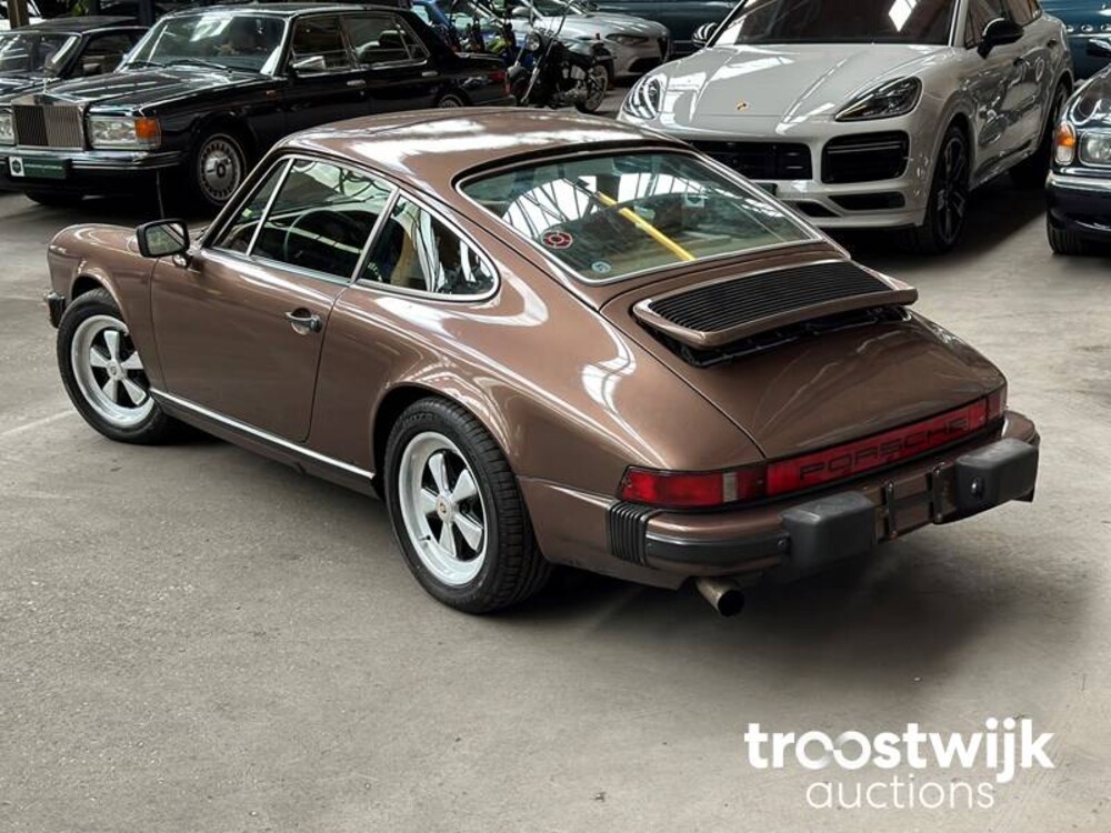 Porsche 911 S 1977