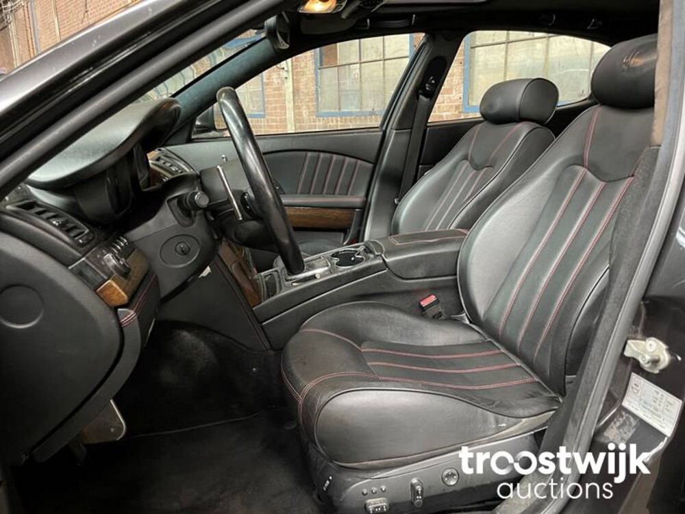 Maserati  Quattroporte S 4.7 V8 430pk 2009