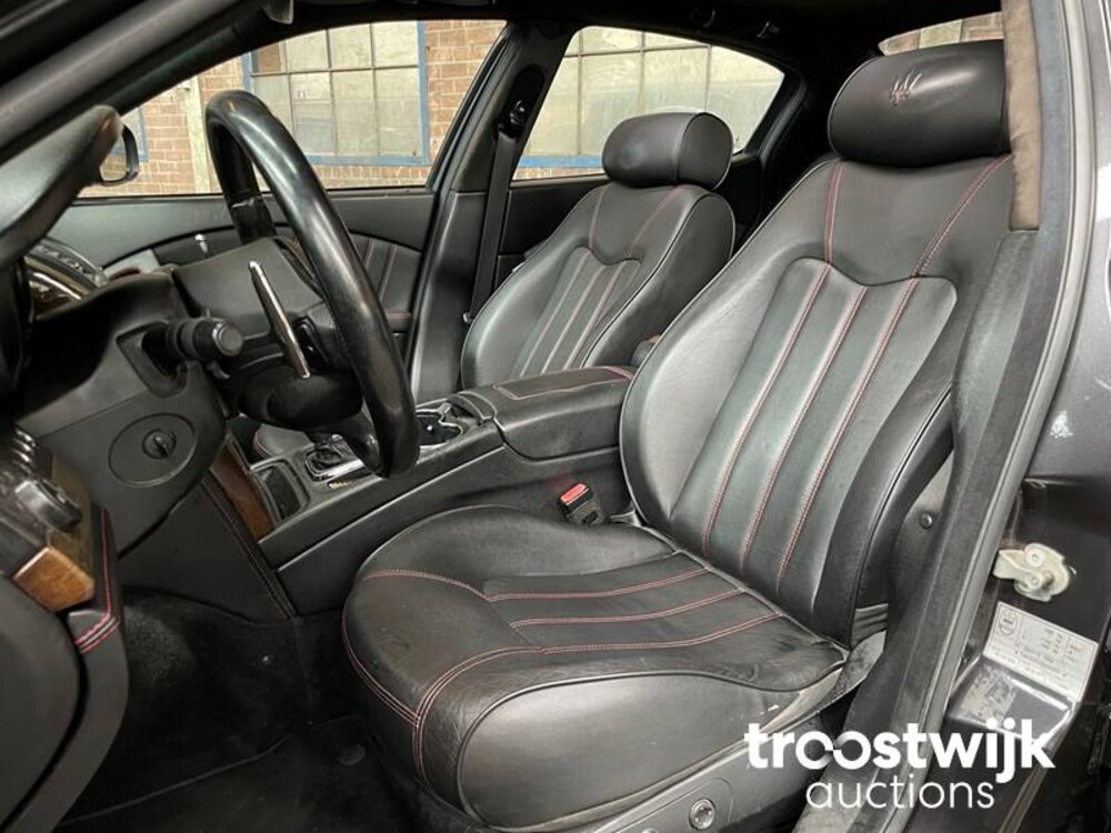 Maserati  Quattroporte S 4.7 V8 430pk 2009