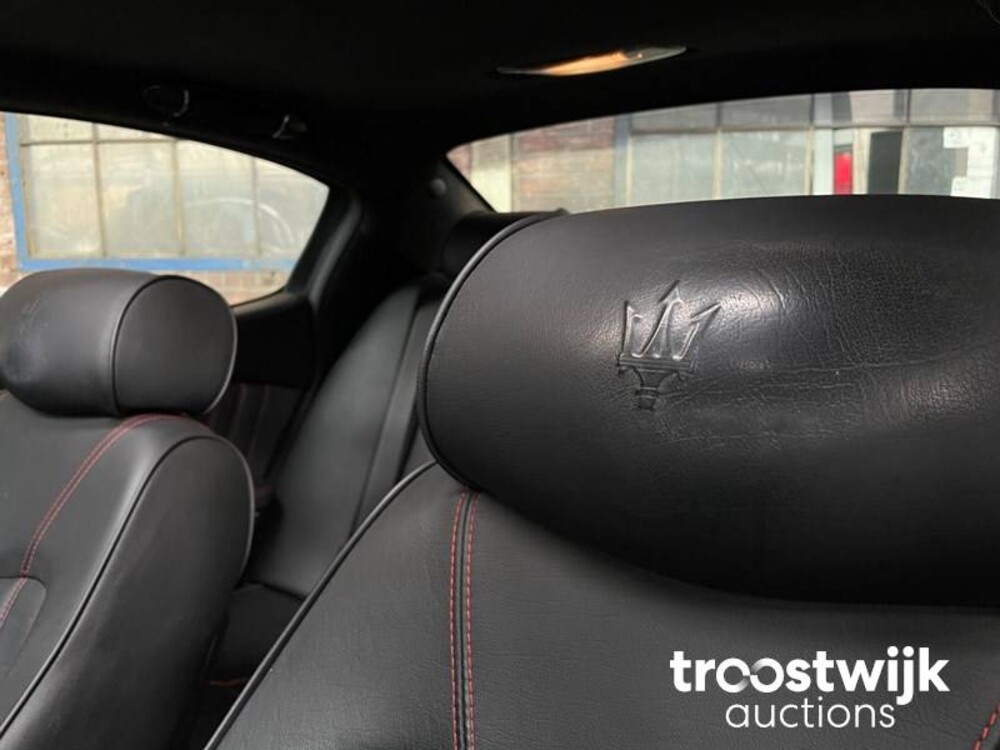 Maserati  Quattroporte S 4.7 V8 430pk 2009