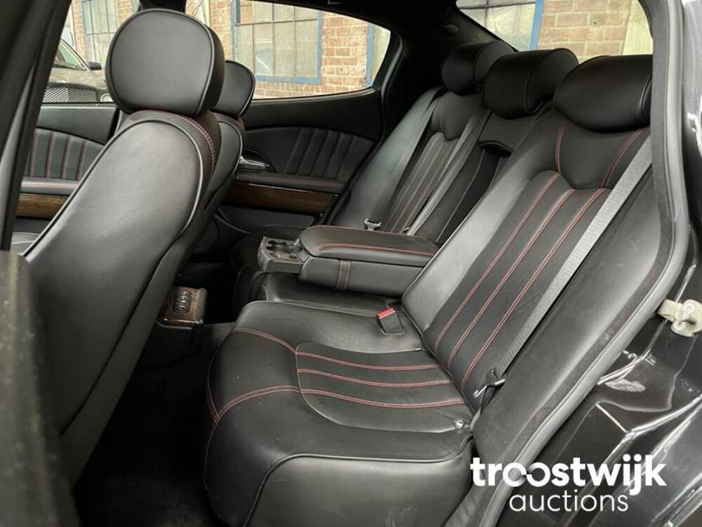 Maserati  Quattroporte S 4.7 V8 430pk 2009
