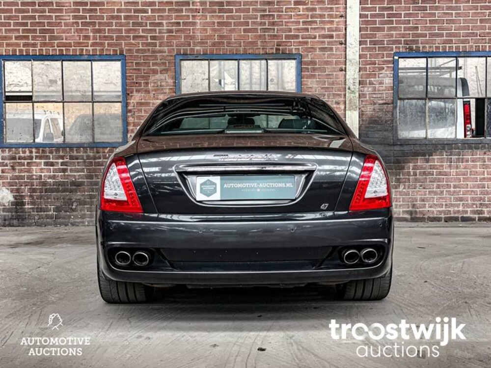 Maserati  Quattroporte S 4.7 V8 430pk 2009