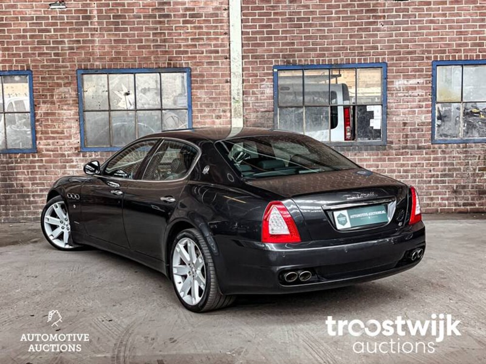 Maserati  Quattroporte S 4.7 V8 430pk 2009