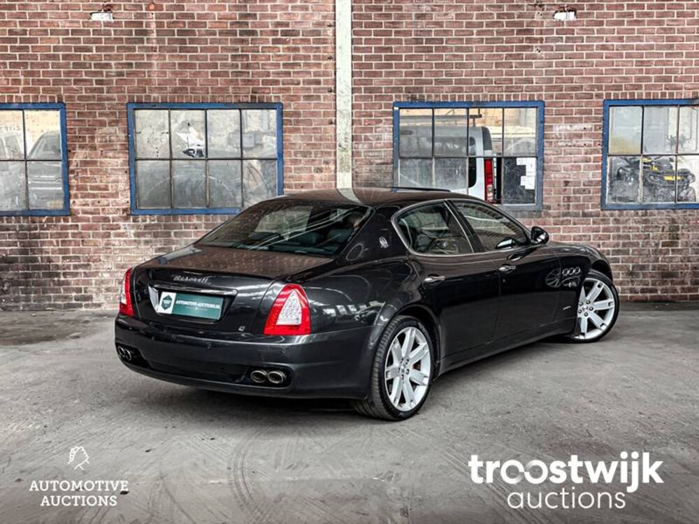 Maserati  Quattroporte S 4.7 V8 430pk 2009