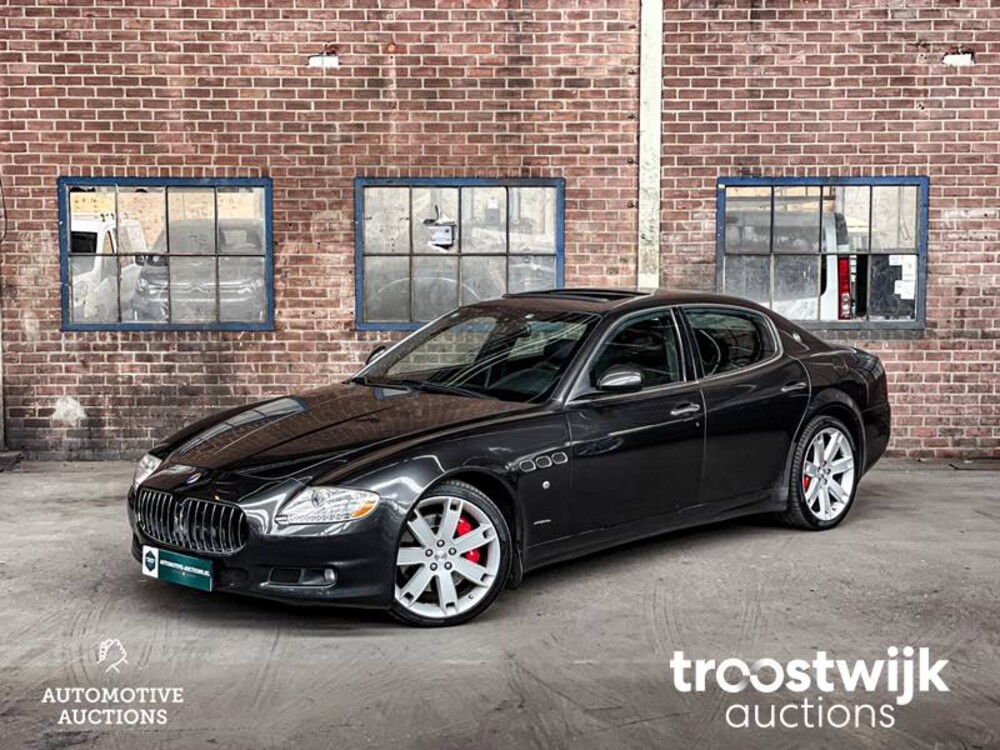 Maserati  Quattroporte S 4.7 V8 430pk 2009
