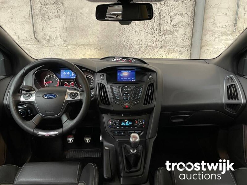 Ford Focus ST-3 2.0 EcoBoost 250pk 2014, K-925-DG