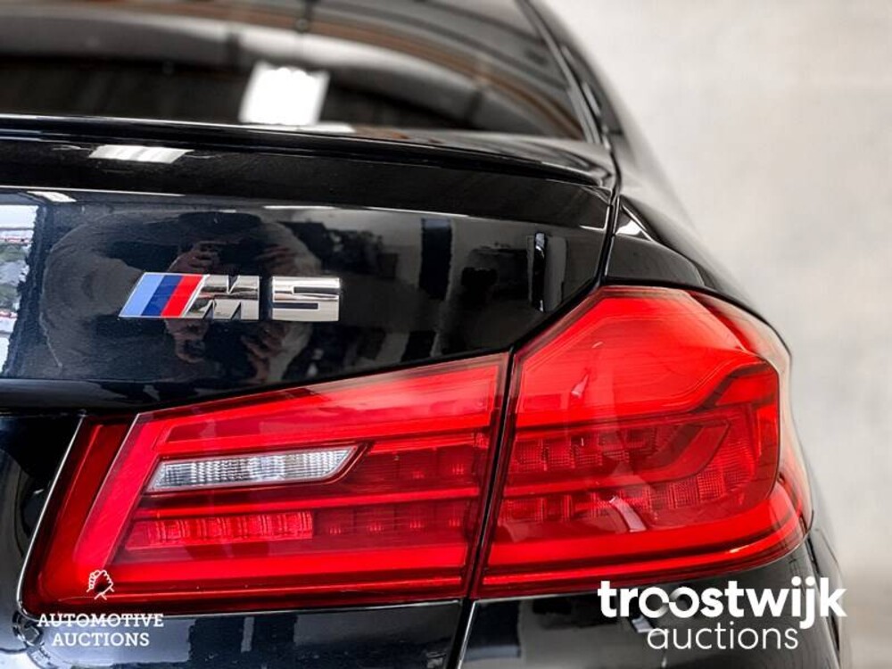 BMW M5 4.4 V8 Neu-Modell 600PS 2019 -Orig. NL- 5er, SG-708-X
