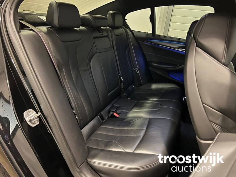 BMW M5 4.4 V8 Neu-Modell 600PS 2019 -Orig. NL- 5er, SG-708-X