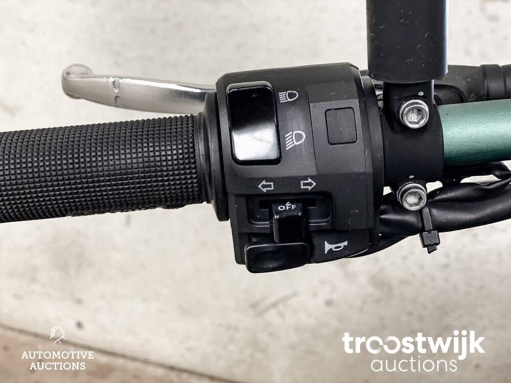 Benelli 752S Naked Tour  77PS 2020 -Orig. NL-, 76-ML-SH