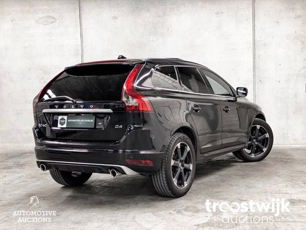 Volvo XC60 R-Design D4 Ocean Race 181PS 2015, ZN-700-D