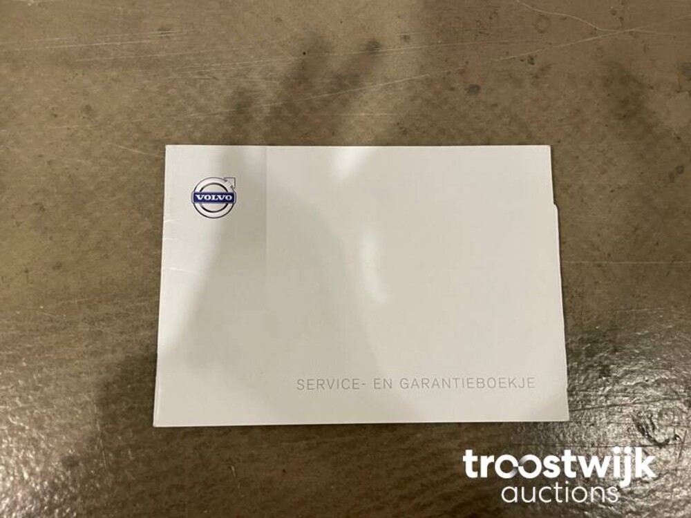 Volvo XC60 R-Design D4 Ocean Race 181PS 2015, ZN-700-D