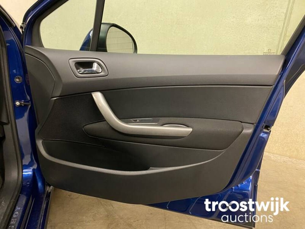 Peugeot 308 1.6 THP XT KILOMETER! FOTOS! PRÜFEN! Peugeot 308 1.6 THP XT 150hp 2007, 92-KBD-8