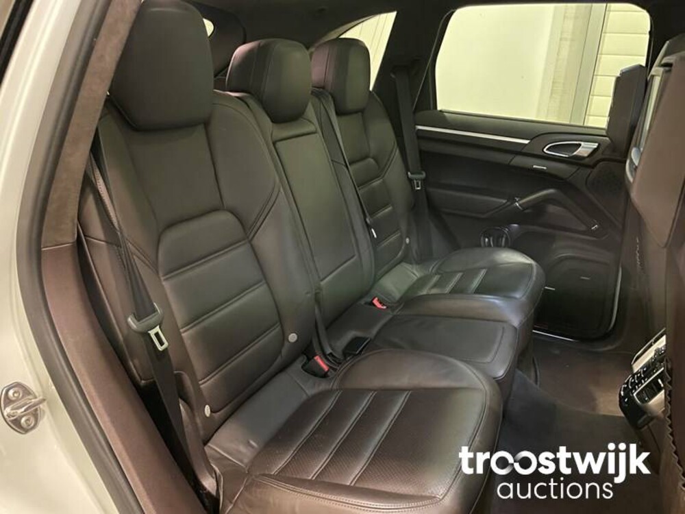 Porsche Cayenne GTS 4.8 V8 SportChrono 420hp 2014, HB-295-K